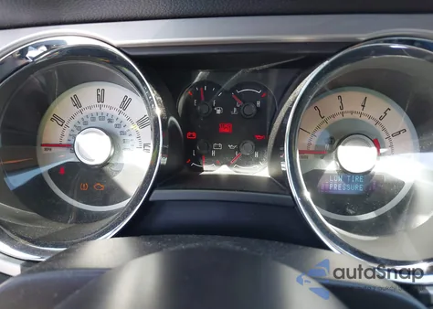 2010 Ford Mustang V6/V6 Premium из США, поврежденный, VIN 1ZVBP8AN6A5138415